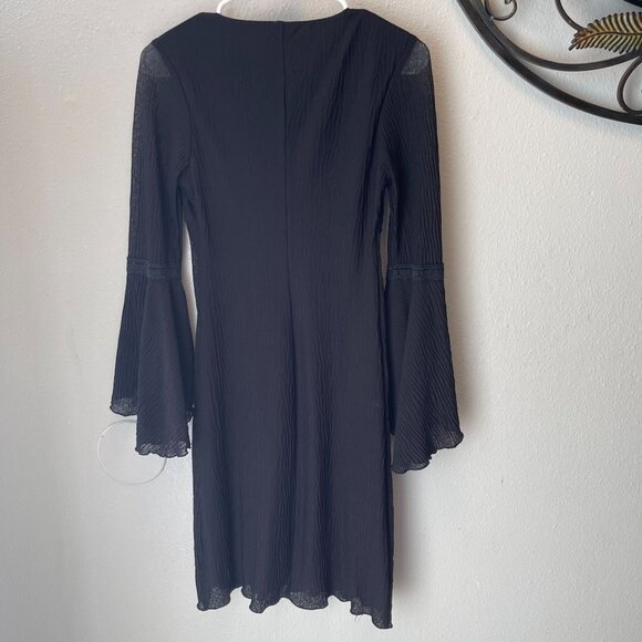 Jodi Kristopher Black Bell Sleeve Dress size 3 - Picture 5 of 7